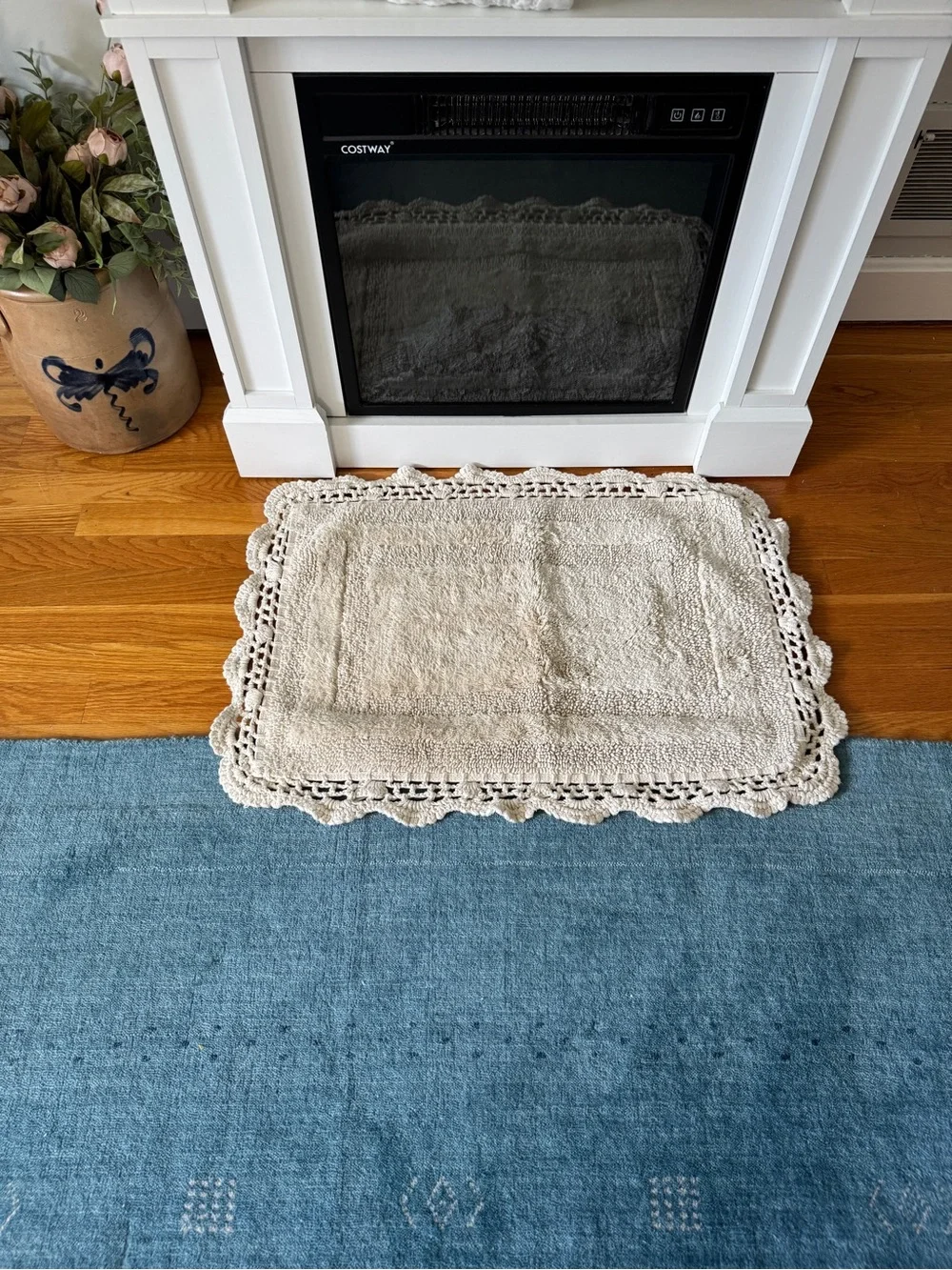Cream Rug with Crochet Edge